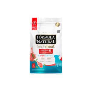 Ração Fórmula Natural Fresh Meat Sensitive para Cães Adultos de Mini e Pequeno Porte Sabor Cordeiro, Mandioca e Aloe e Vera 1kg